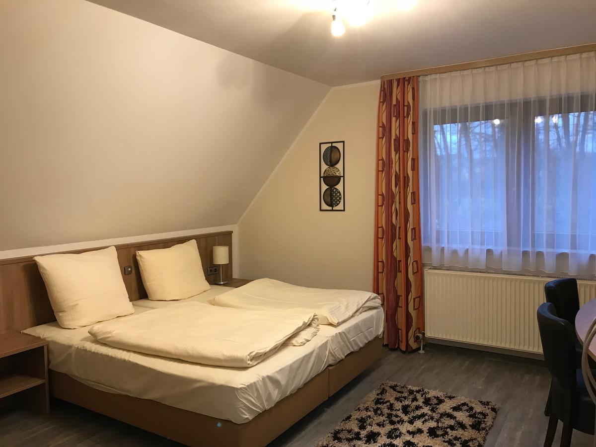 Apartment-Pension Schwalbennest Herzogenaurach Cameră foto